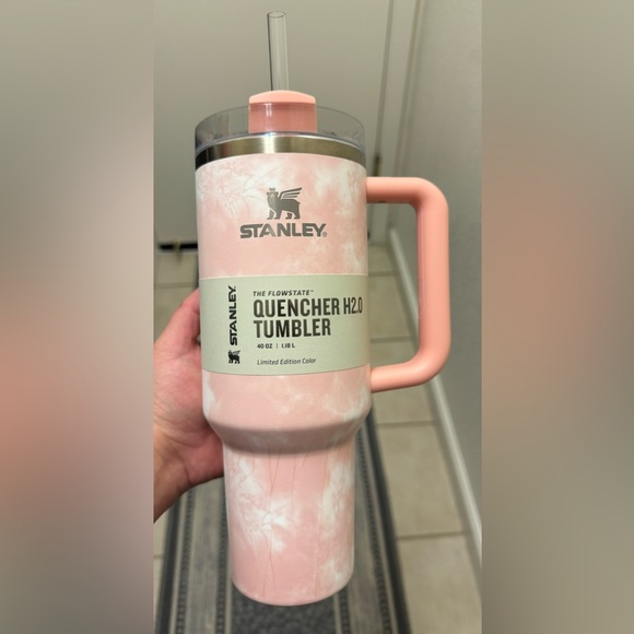 Stanley Other - Stanley 40oz The FlowState Quencher H2.0 Tumbler : Peach Tie Dye
